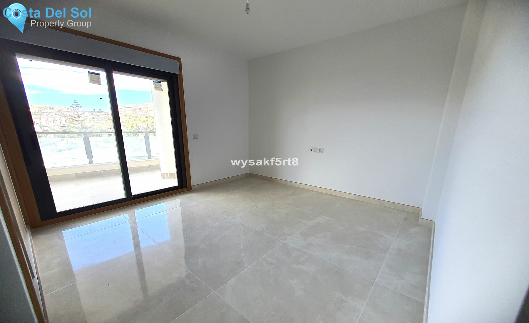 Middle Floor Apartment in San Luis de Sabinillas-1399266