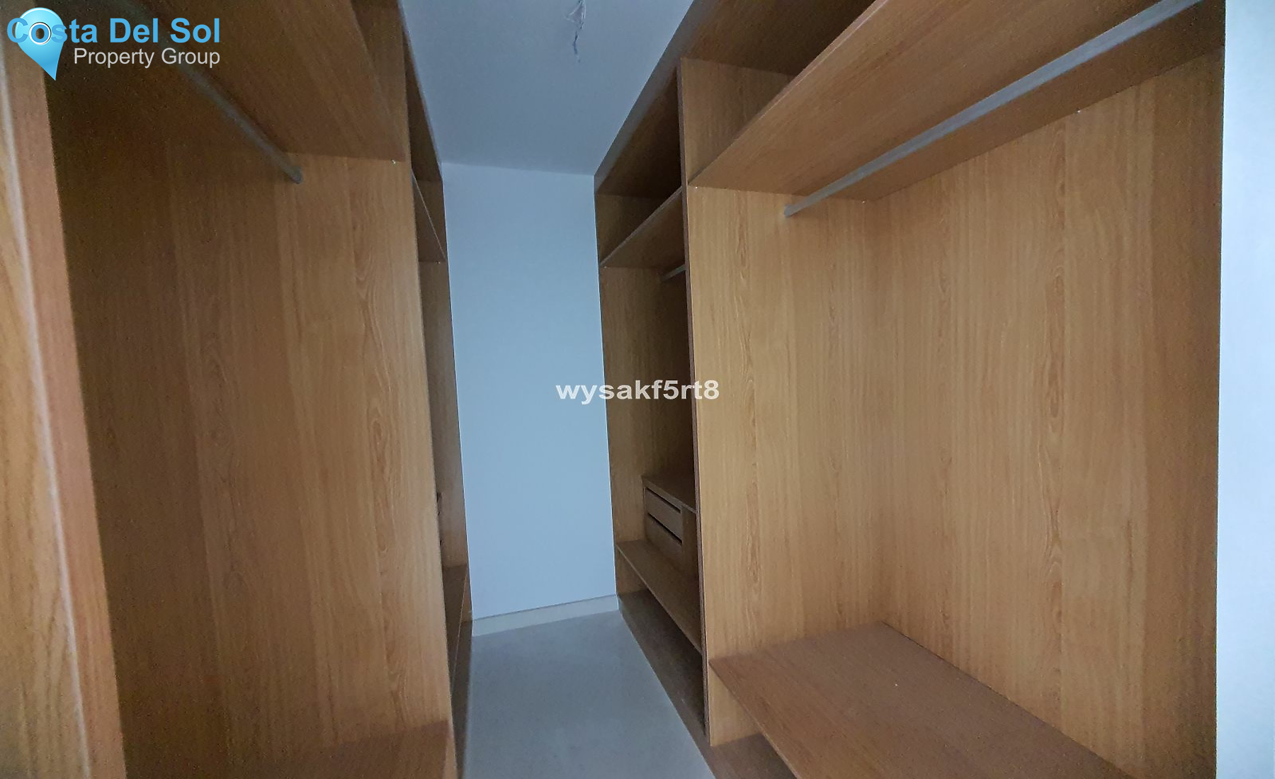 Middle Floor Apartment in San Luis de Sabinillas-1399269