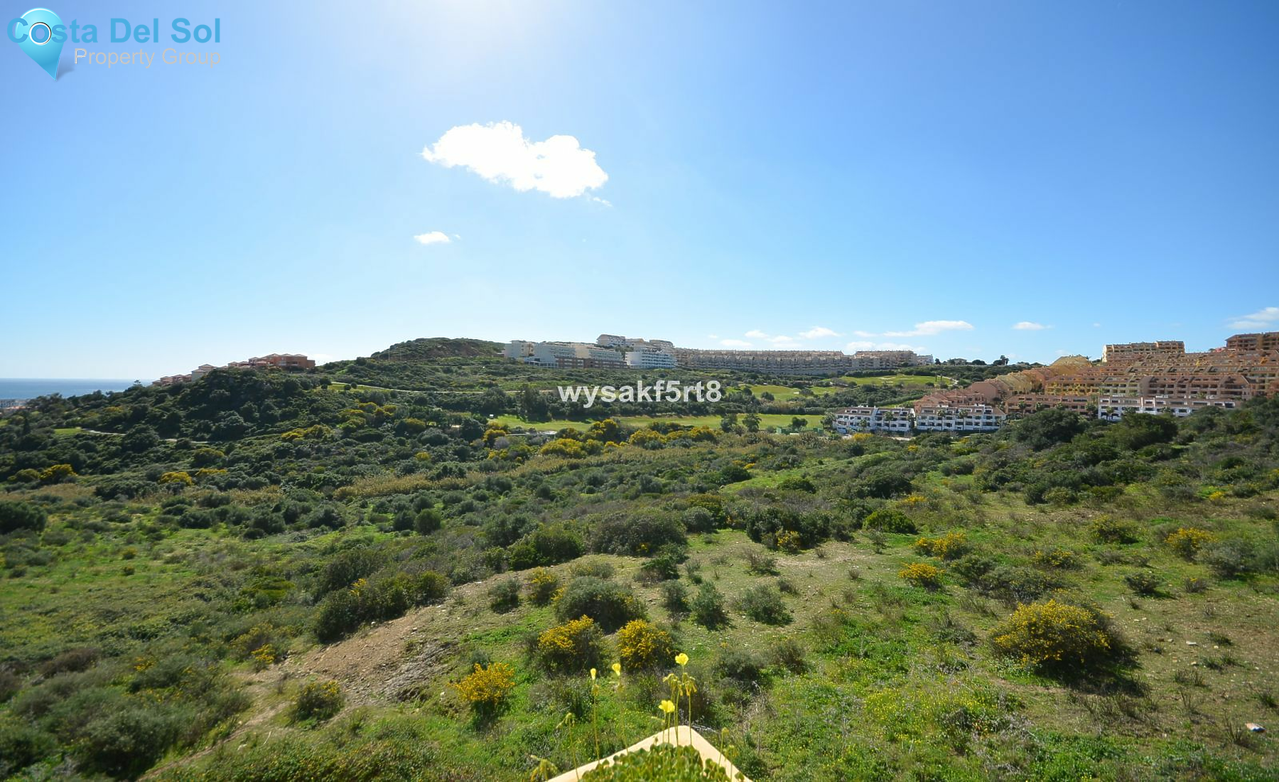 Middle Floor Apartment in San Luis de Sabinillas-1428135
