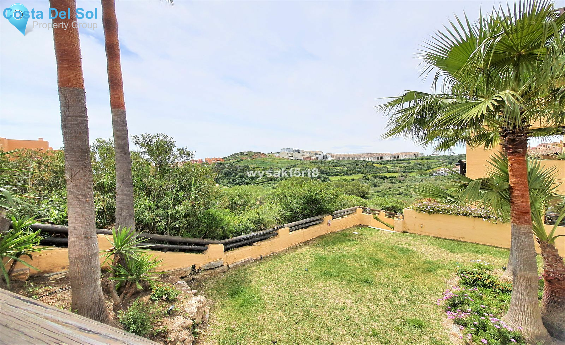 Middle Floor Apartment in San Luis de Sabinillas-1428142