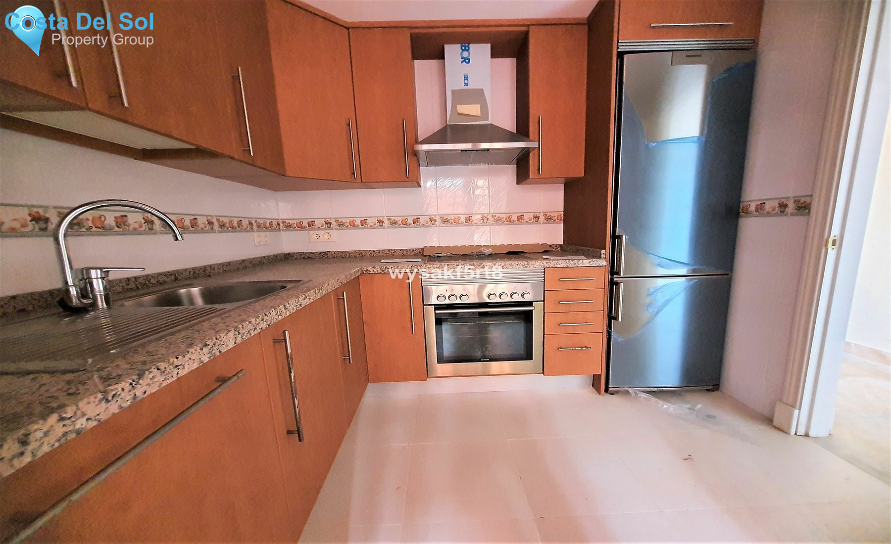 Middle Floor Apartment in San Luis de Sabinillas-1428129