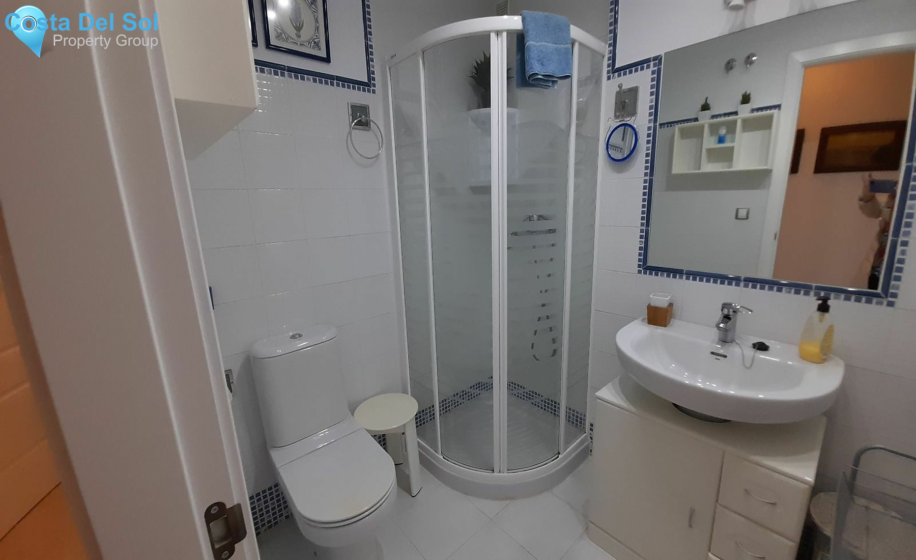 Middle Floor Apartment in San Luis de Sabinillas-1549343