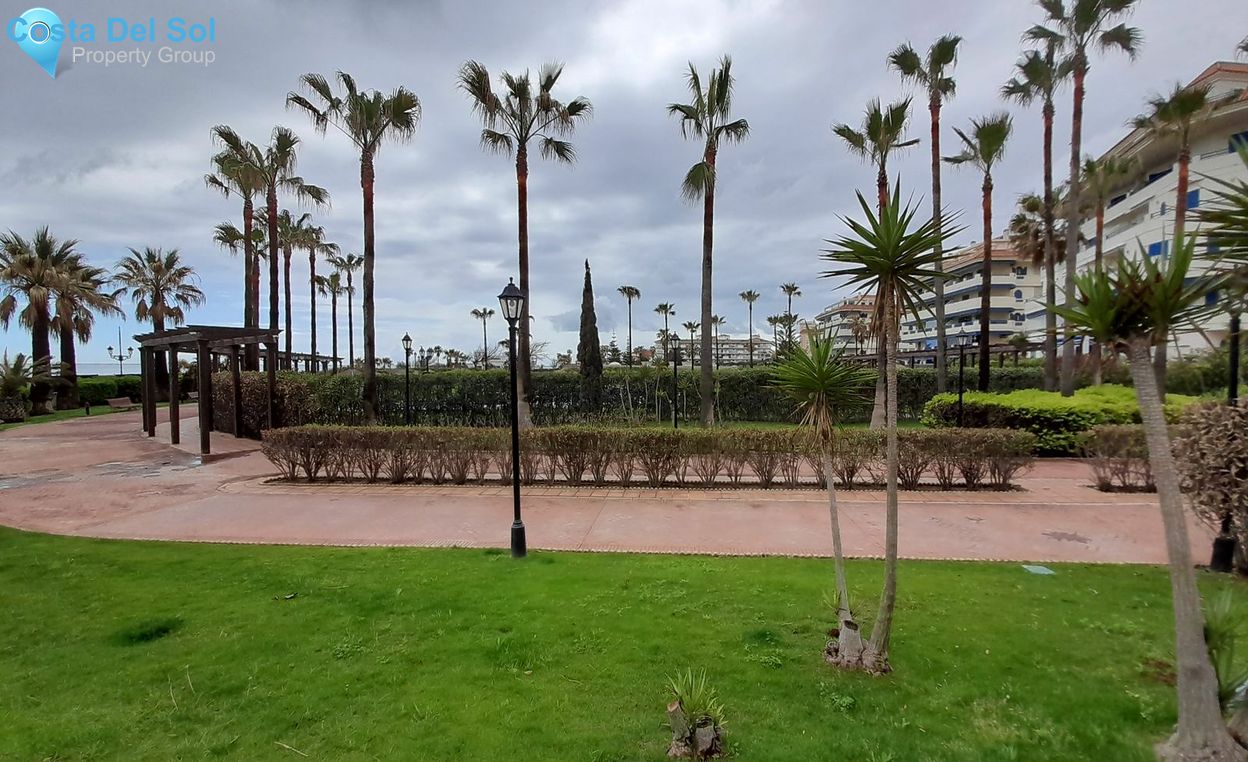 Middle Floor Apartment in San Luis de Sabinillas-1549345