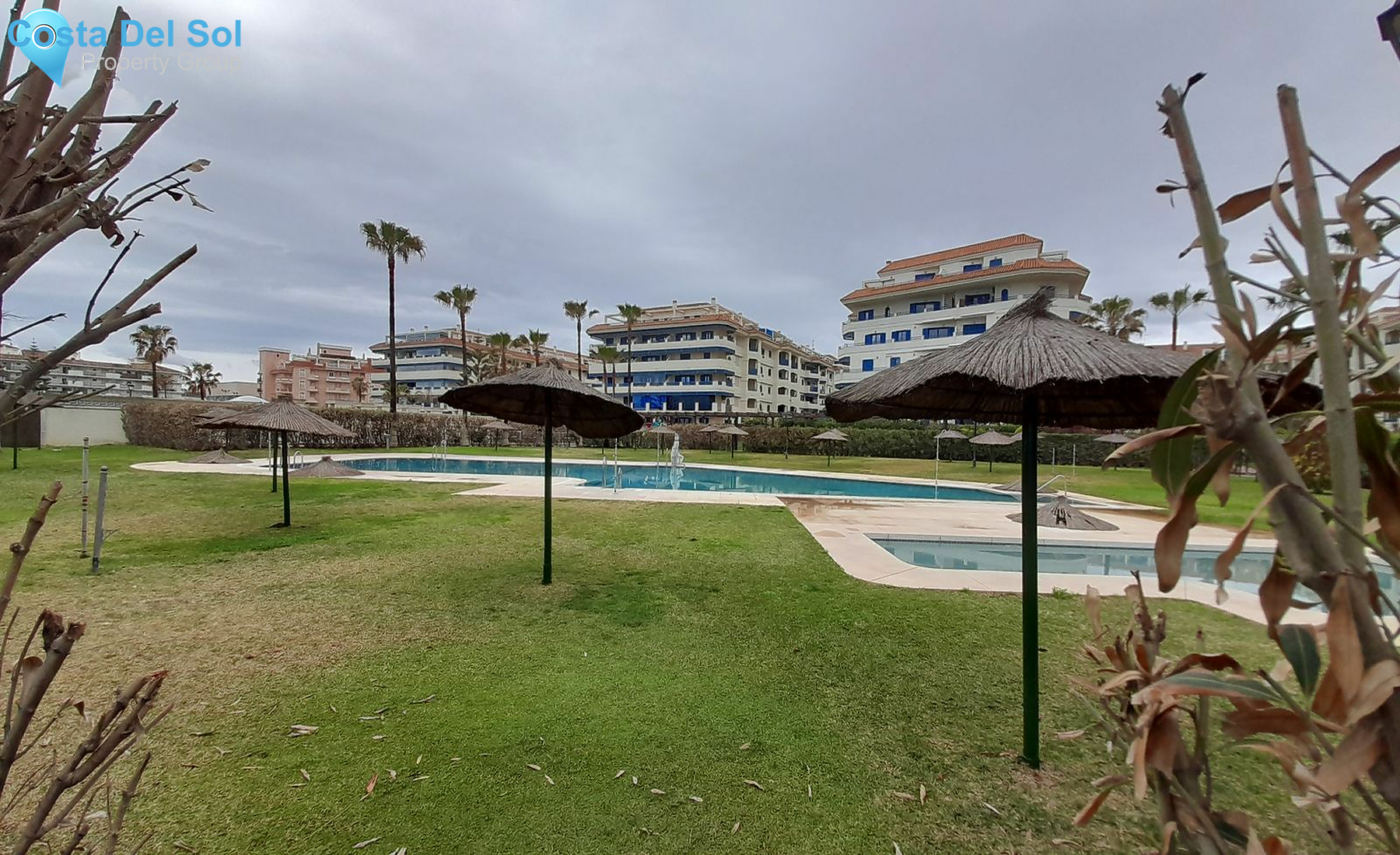 Middle Floor Apartment in San Luis de Sabinillas-1549347