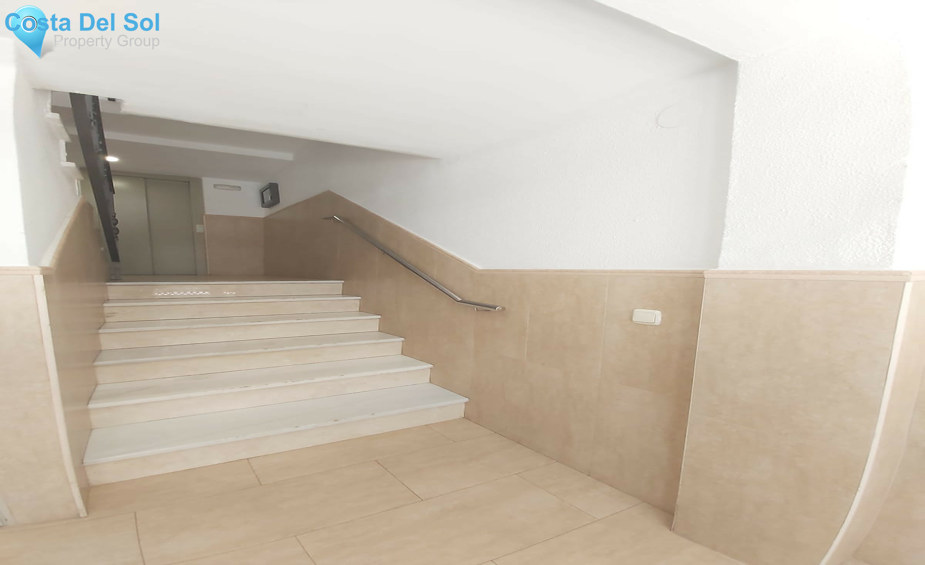 Middle Floor Apartment in San Pedro de Alcántara-1294435