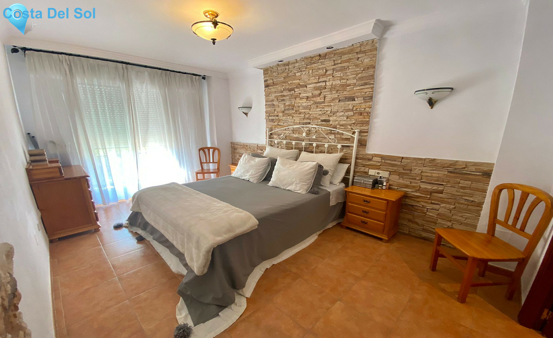 Middle Floor Apartment in San Pedro de Alcántara-1385343