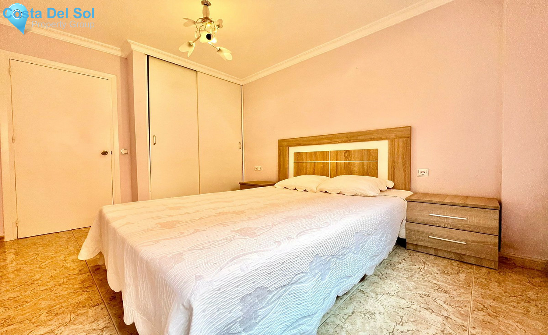 Middle Floor Apartment in San Pedro de Alcántara-1415057