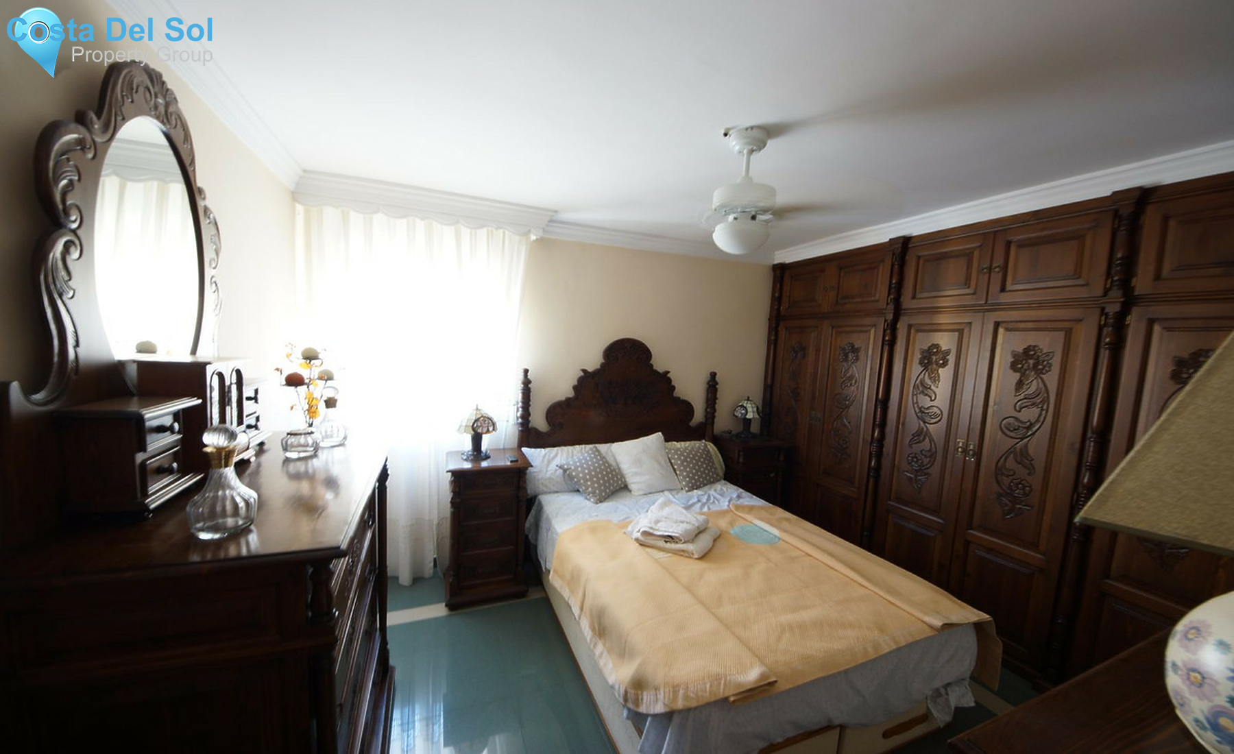 Middle Floor Apartment in San Pedro de Alcántara-1503148