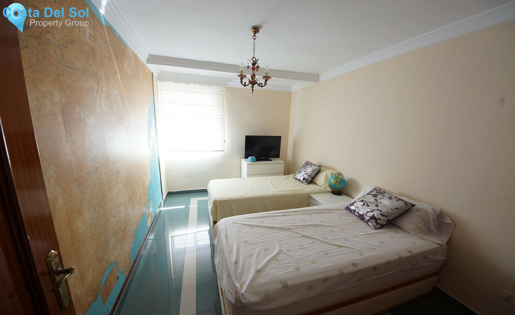 Middle Floor Apartment in San Pedro de Alcántara-1503154