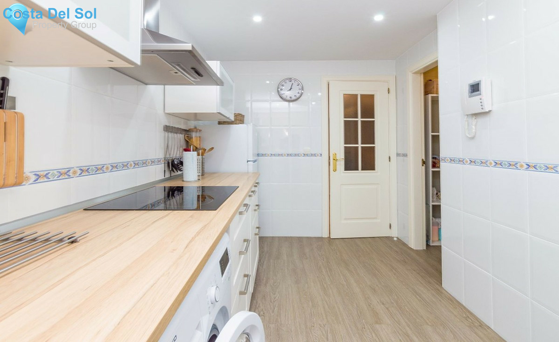 Middle Floor Apartment in San Pedro de Alcántara-1541473