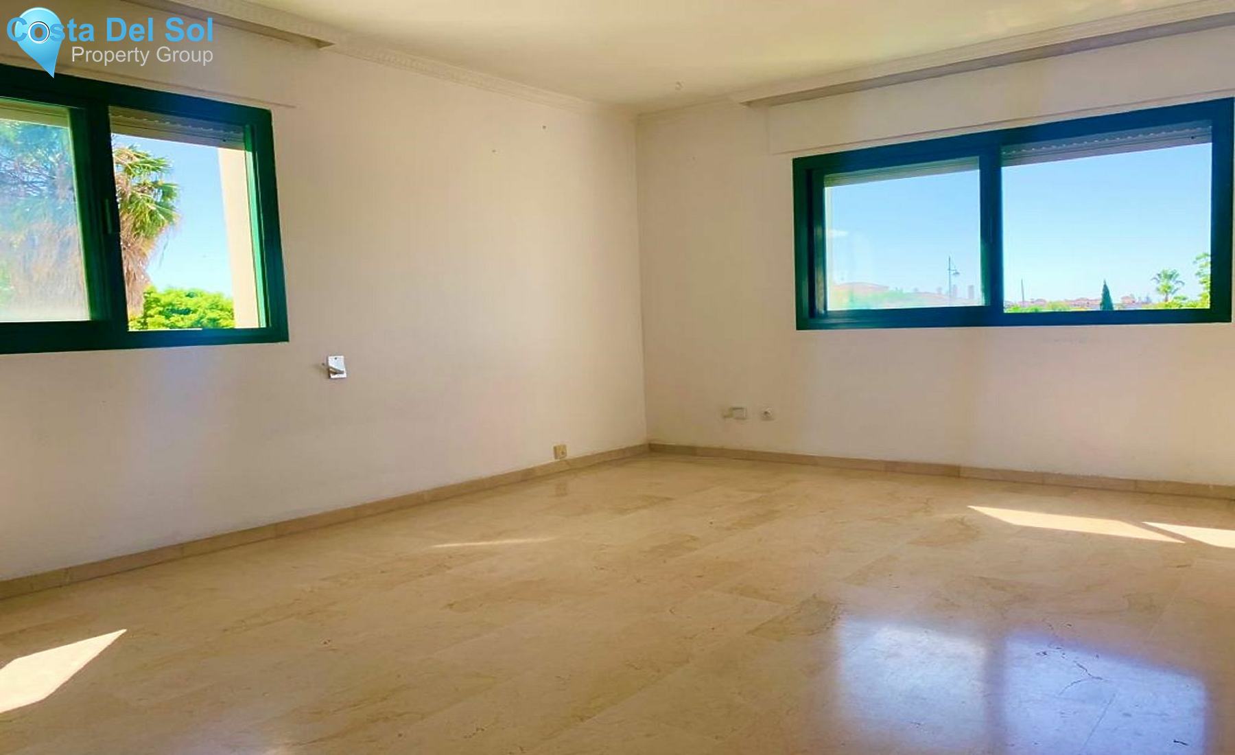 Middle Floor Apartment in San Pedro de Alcántara-1131391