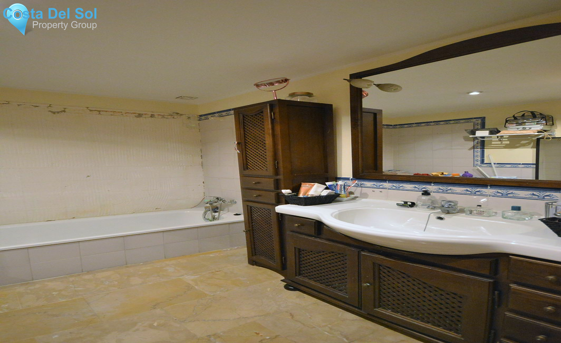 Middle Floor Apartment in San Pedro de Alcántara-1140257