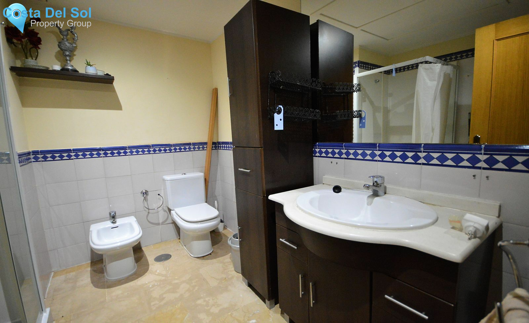 Middle Floor Apartment in San Pedro de Alcántara-1140252