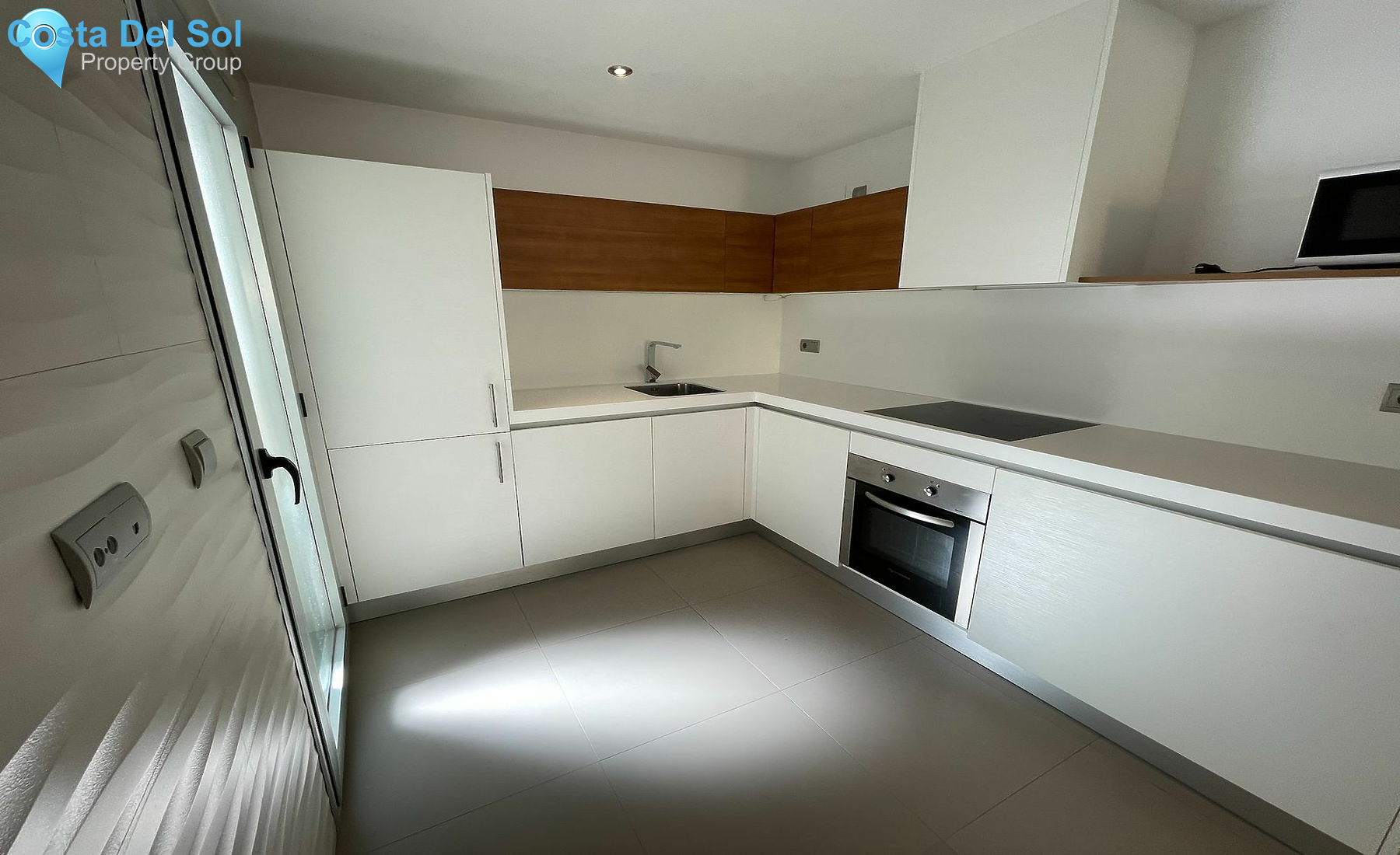 Middle Floor Apartment in San Pedro de Alcántara-1143582