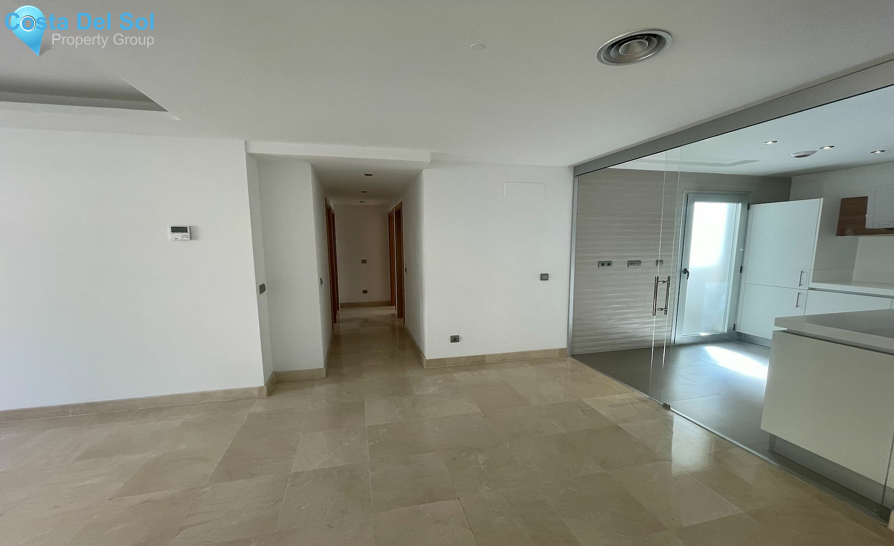 Middle Floor Apartment in San Pedro de Alcántara-1143585