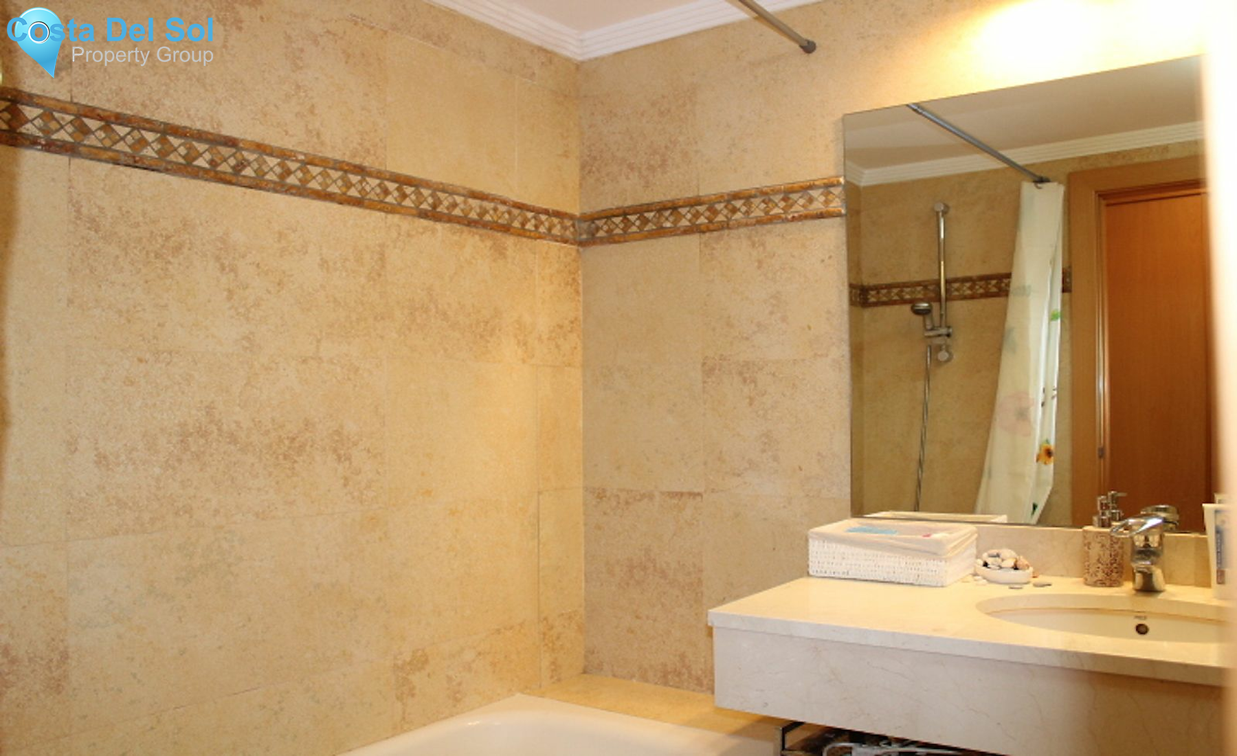 Middle Floor Apartment in San Pedro de Alcántara-1143667