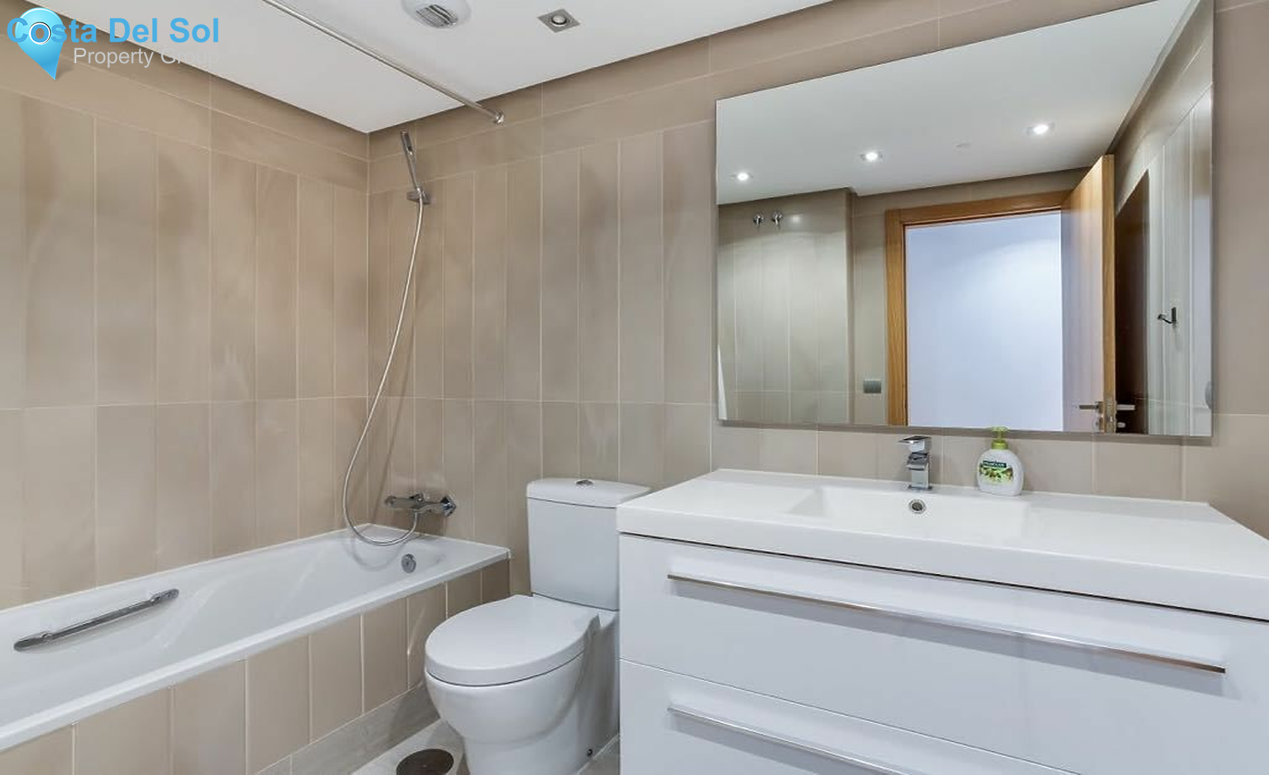 Middle Floor Apartment in San Pedro de Alcántara-1148955