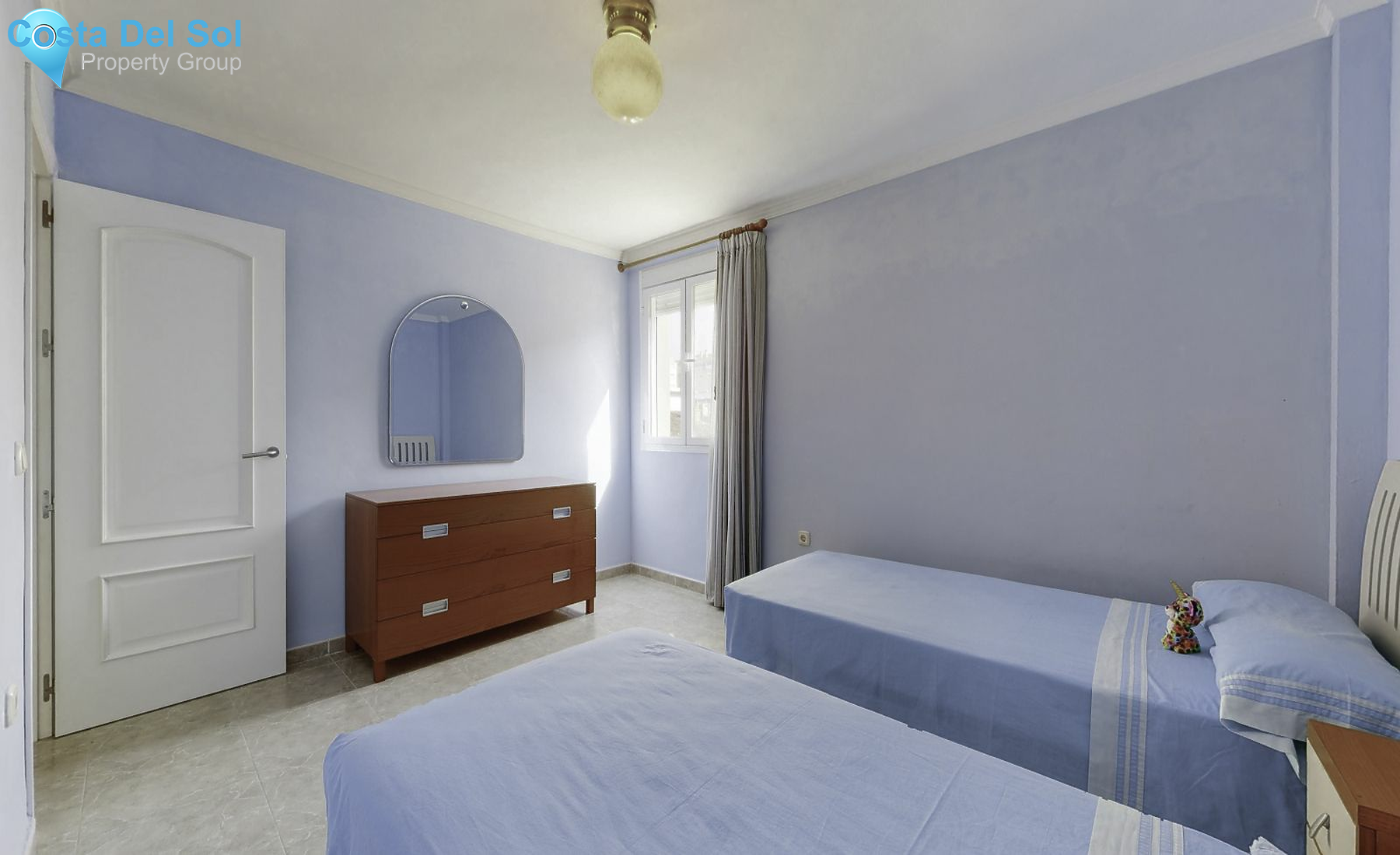 Middle Floor Apartment in San Pedro de Alcántara-1219914