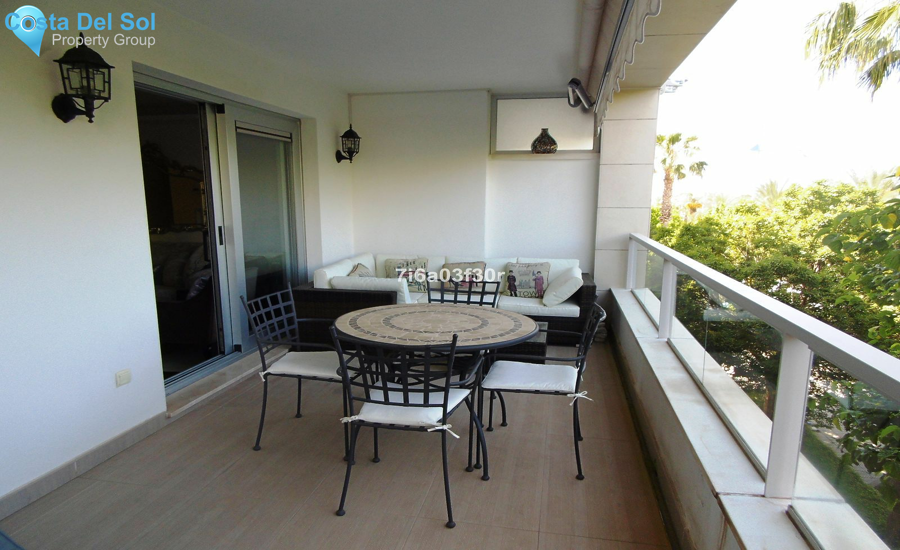 Middle Floor Apartment in Marbella-1388560