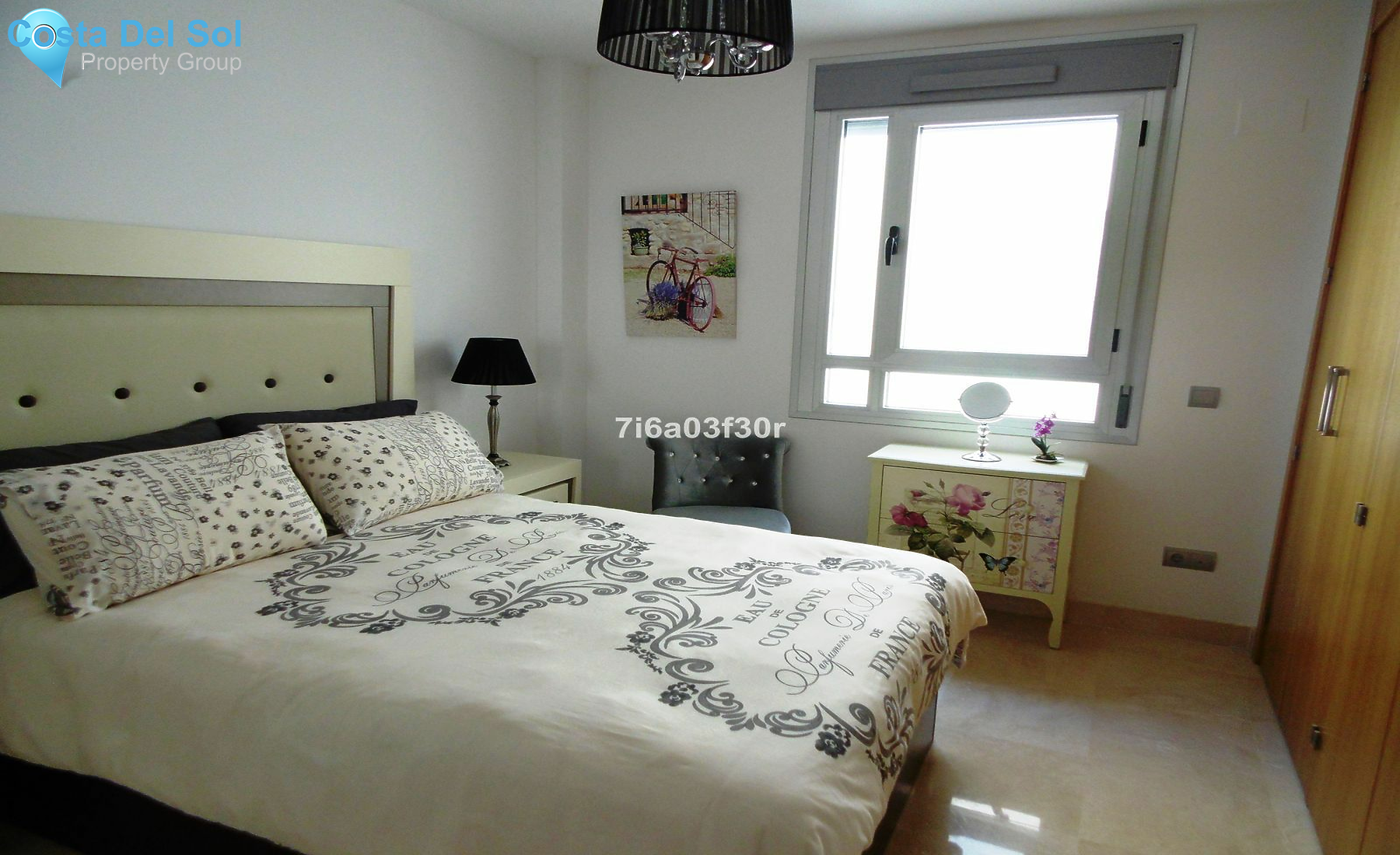 Middle Floor Apartment in Marbella-1388567