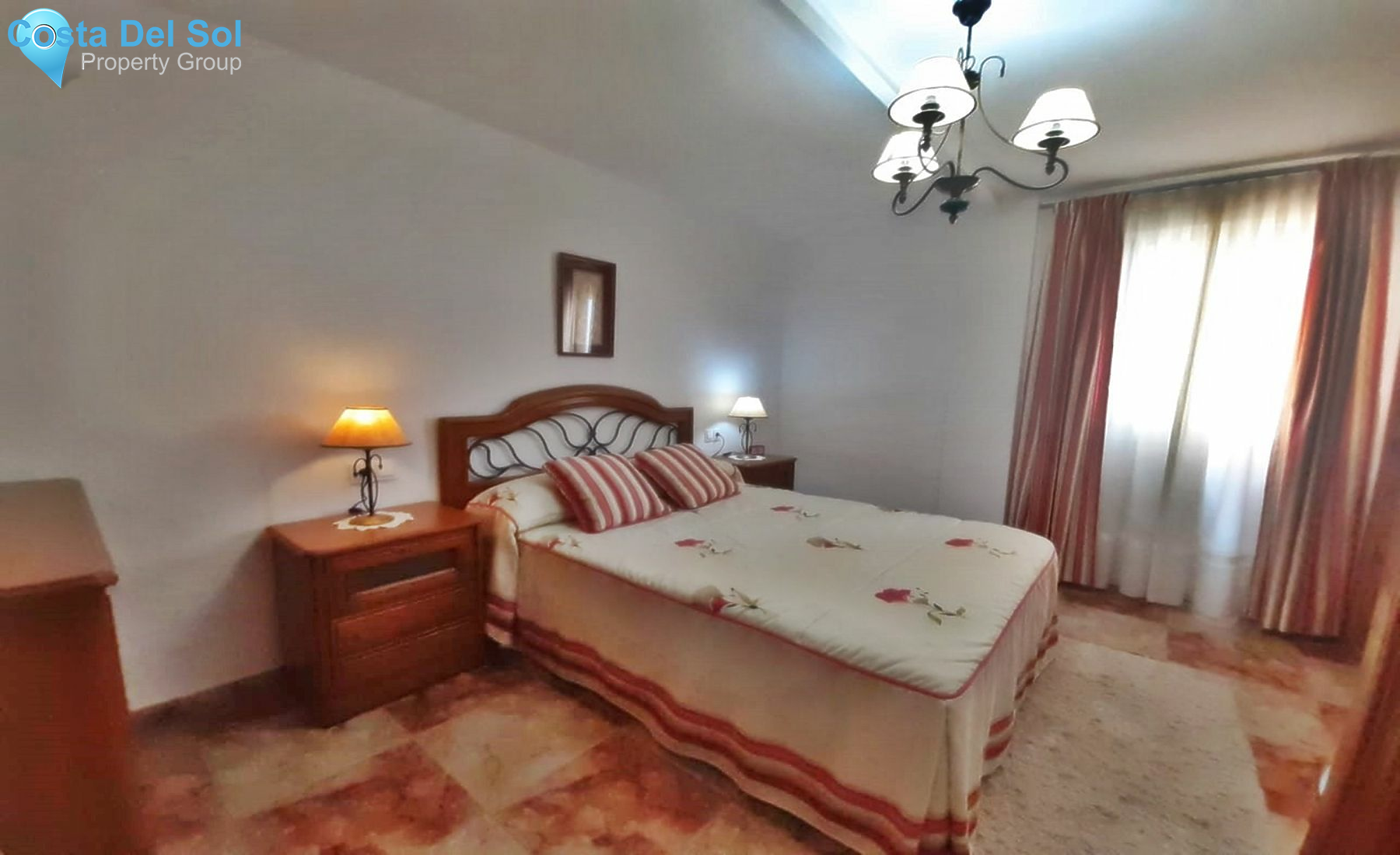 Middle Floor Apartment in San Pedro de Alcántara-1392622