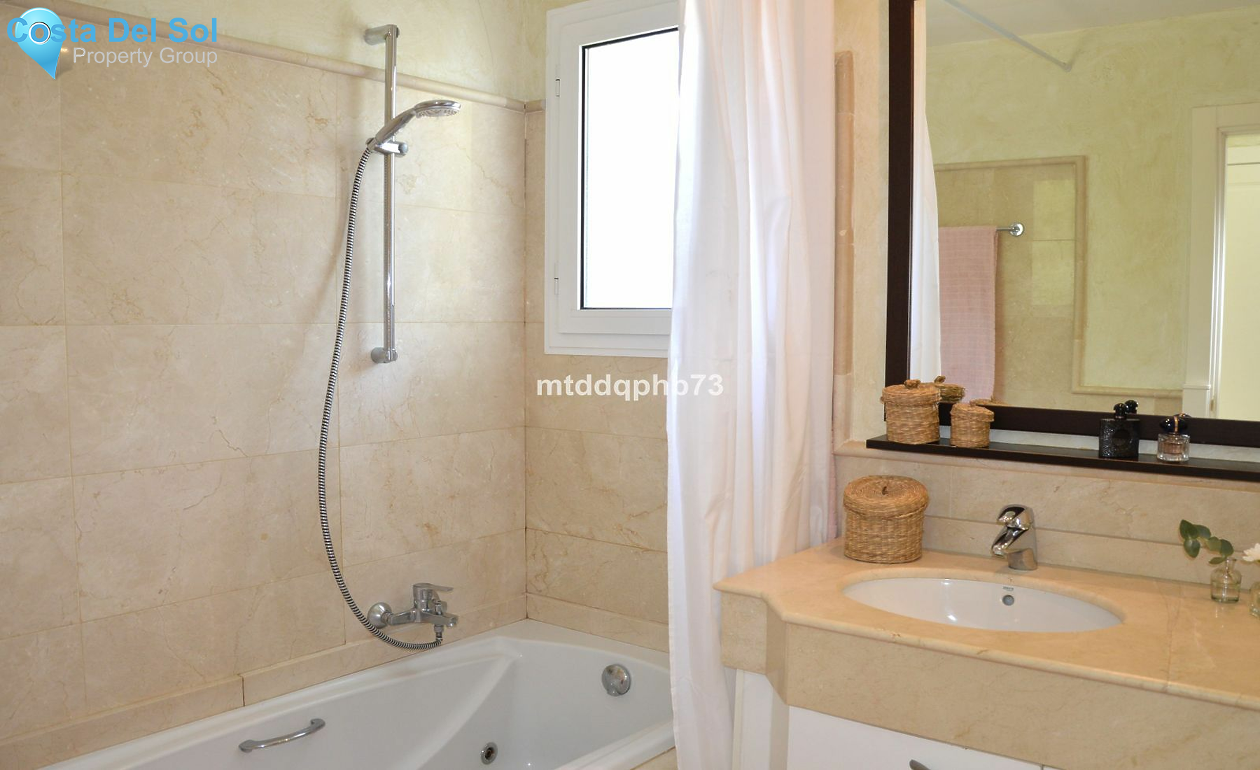 Middle Floor Apartment in San Pedro de Alcántara-1466153