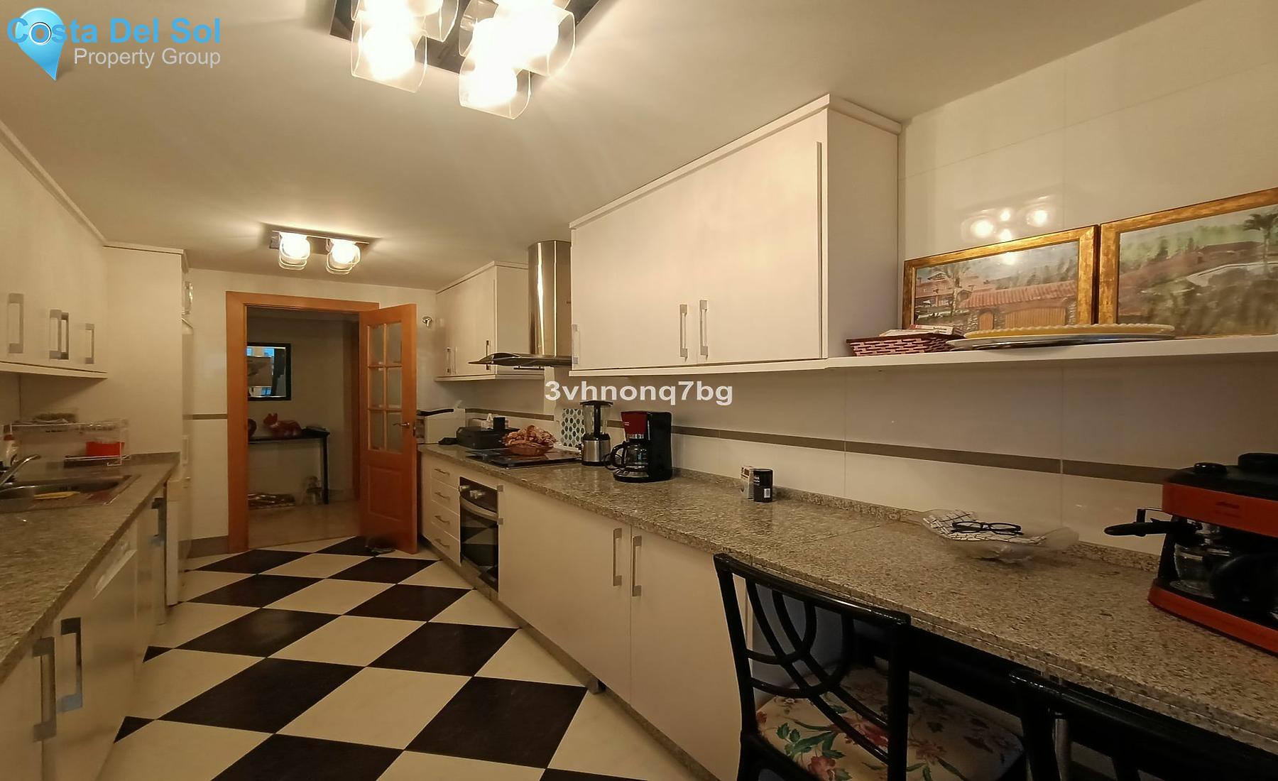 Middle Floor Apartment in San Pedro de Alcántara-1544680