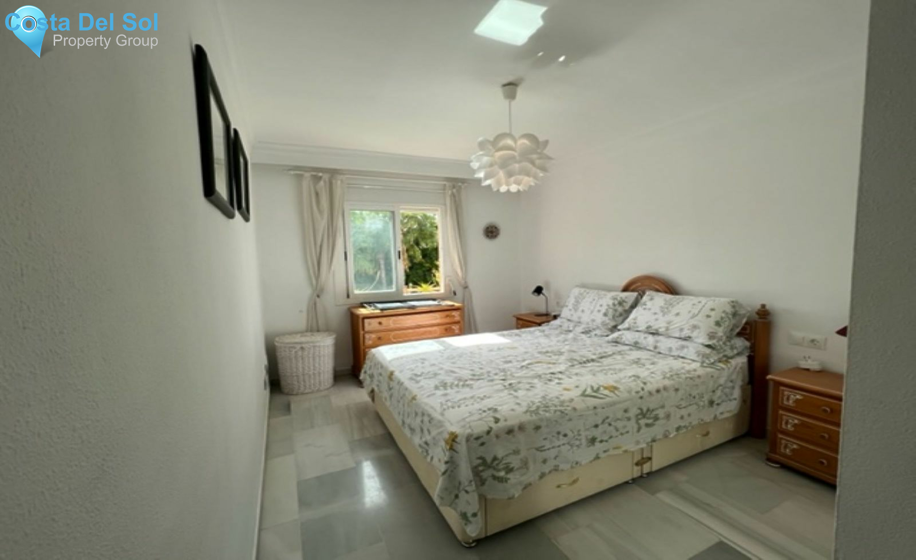 Middle Floor Apartment in San Pedro de Alcántara-1549985