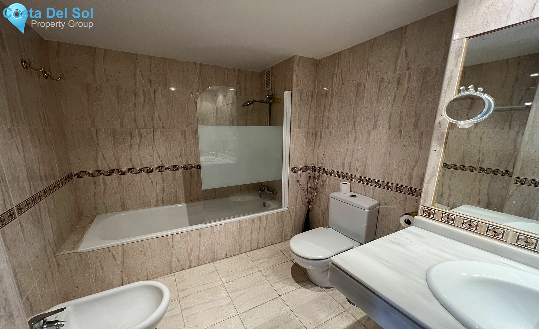 Middle Floor Apartment in San Pedro de Alcántara-1549987