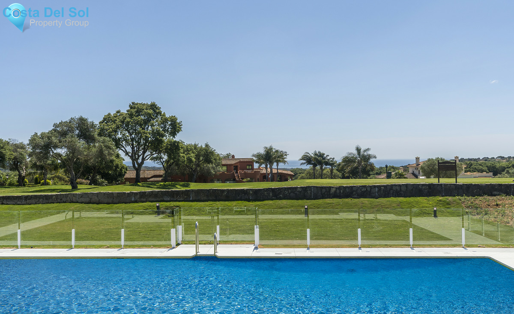 Middle Floor Apartment in San Roque-1351000