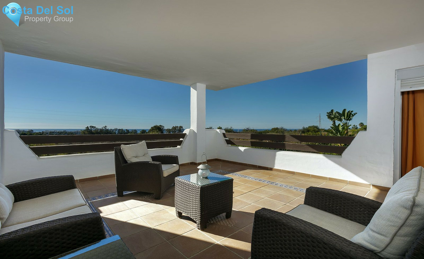 Middle Floor Apartment in Selwo-1434803