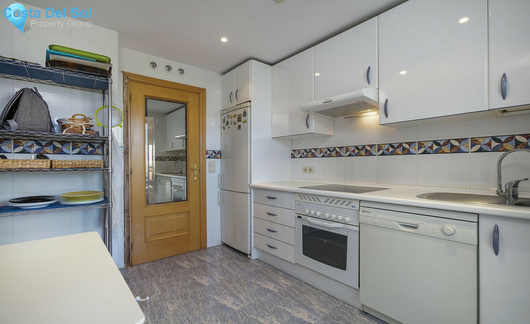 Middle Floor Apartment in Selwo-1434810