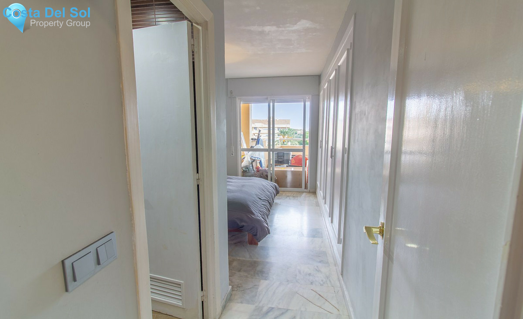 Middle Floor Apartment in Selwo-1501975