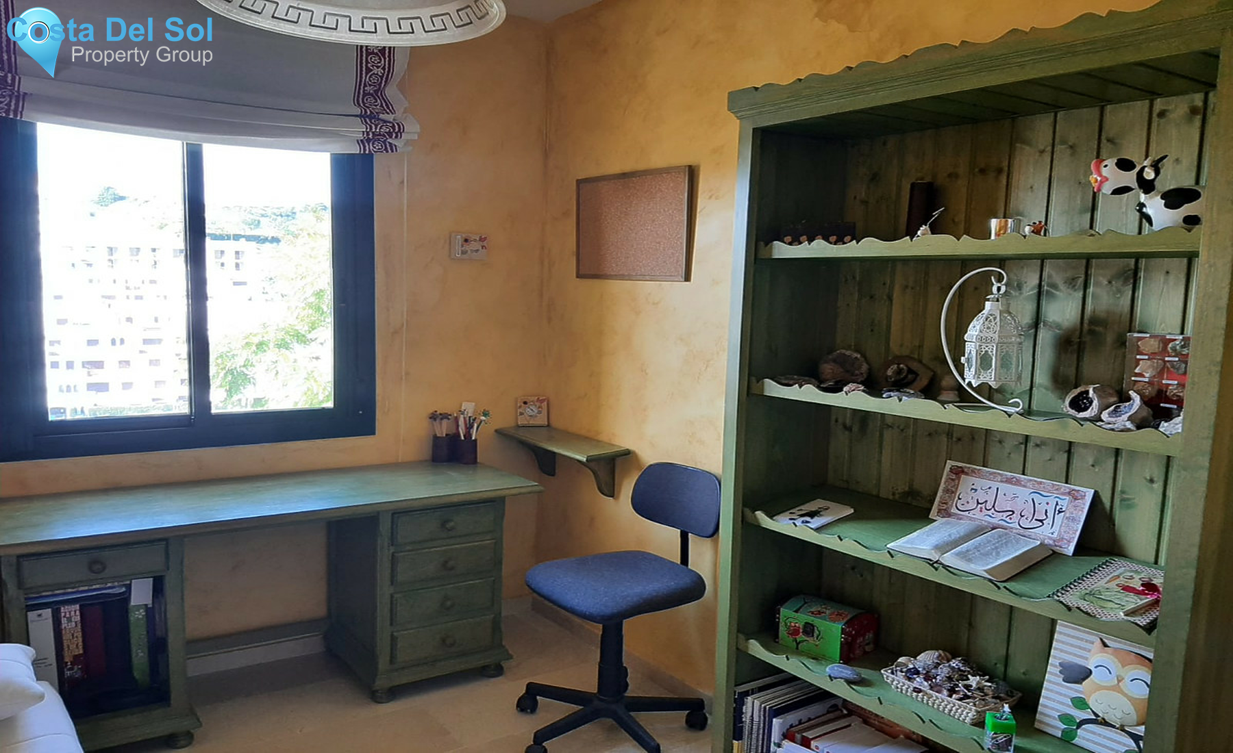 Middle Floor Apartment in Selwo-1503721