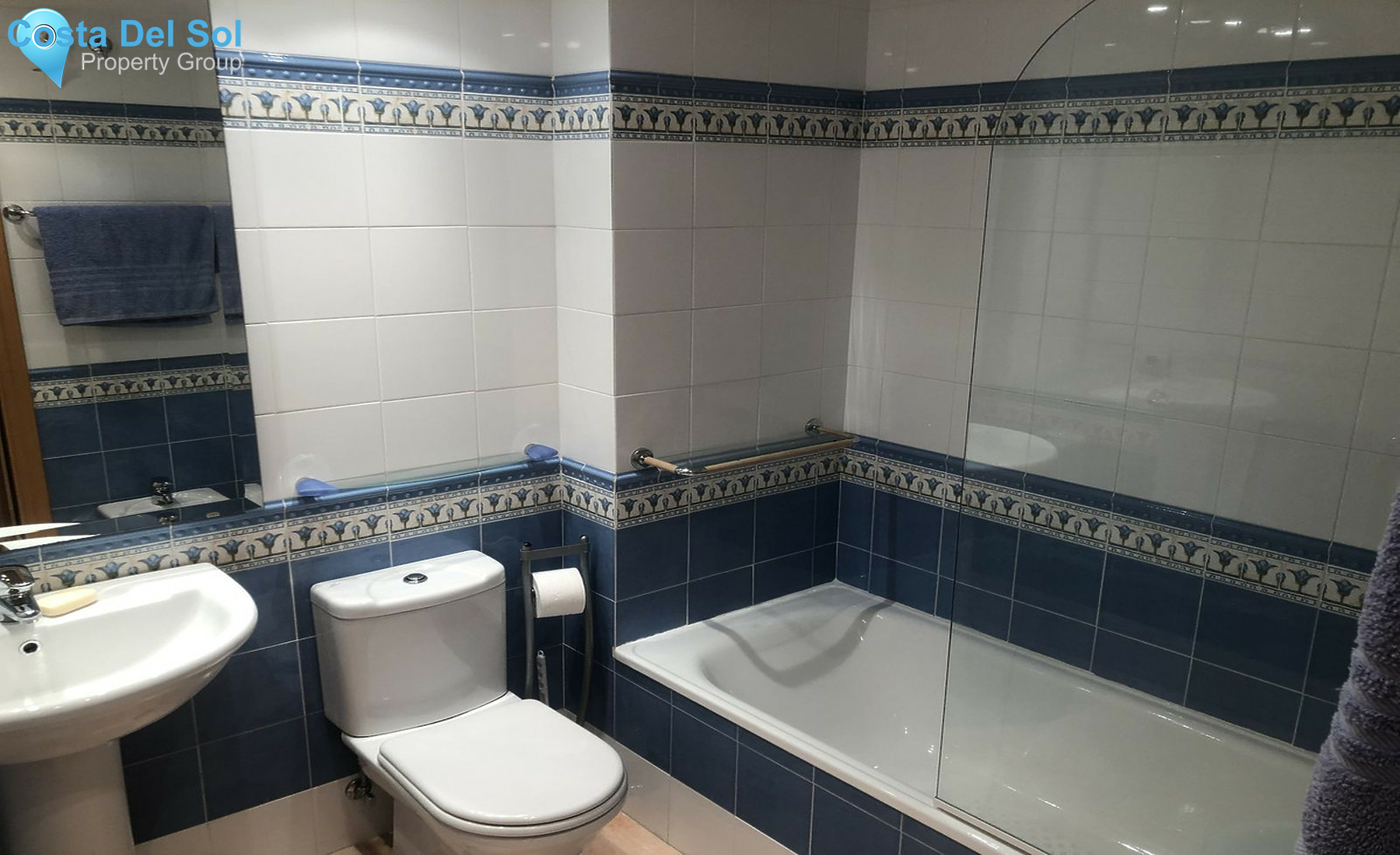 Middle Floor Apartment in Selwo-1512148