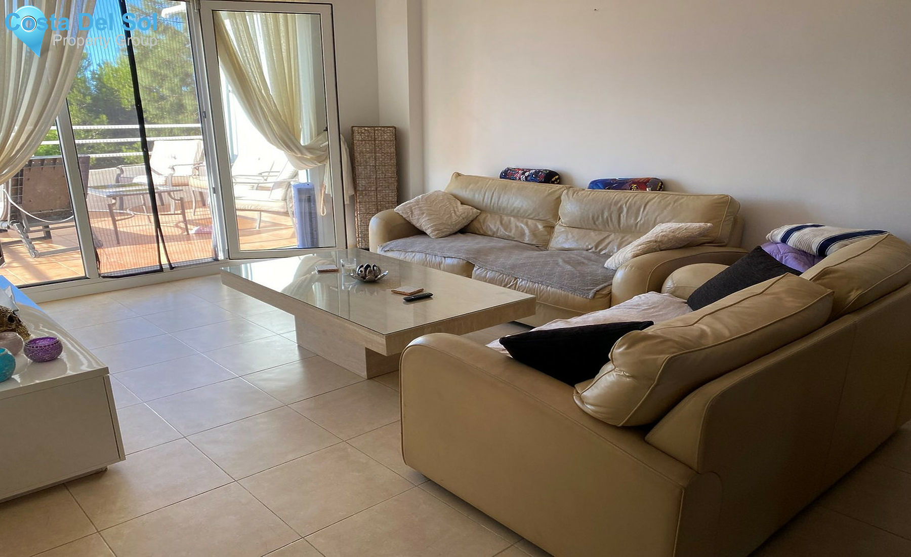 Middle Floor Apartment in Selwo-1536309