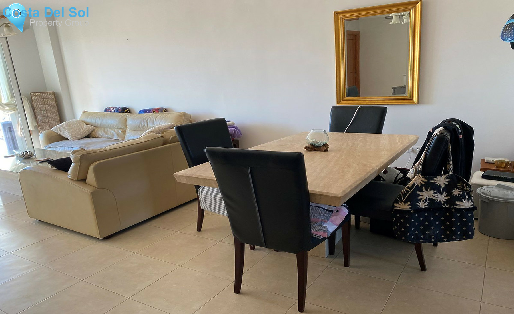 Middle Floor Apartment in Selwo-1536310