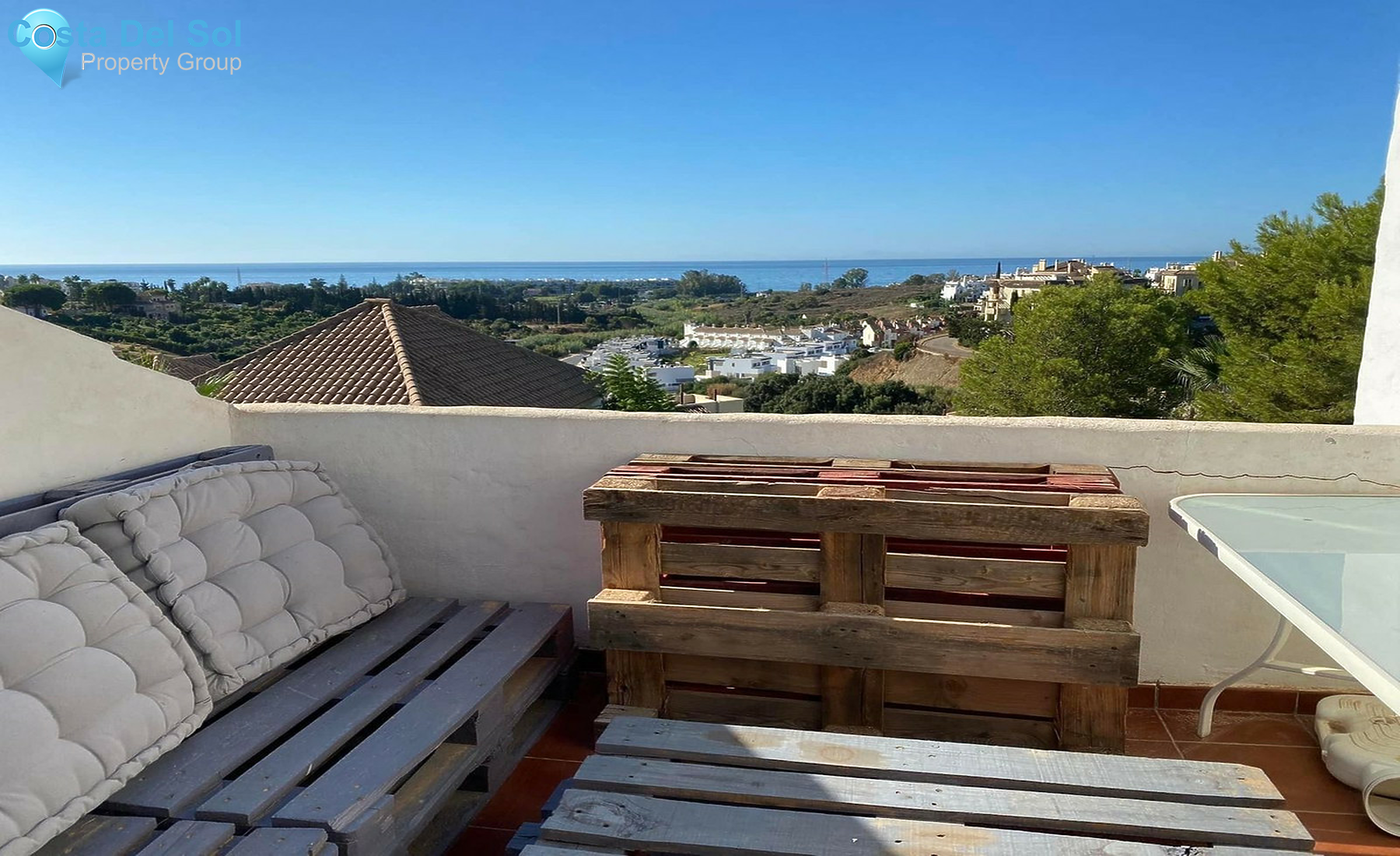 Middle Floor Apartment in Selwo-1536314