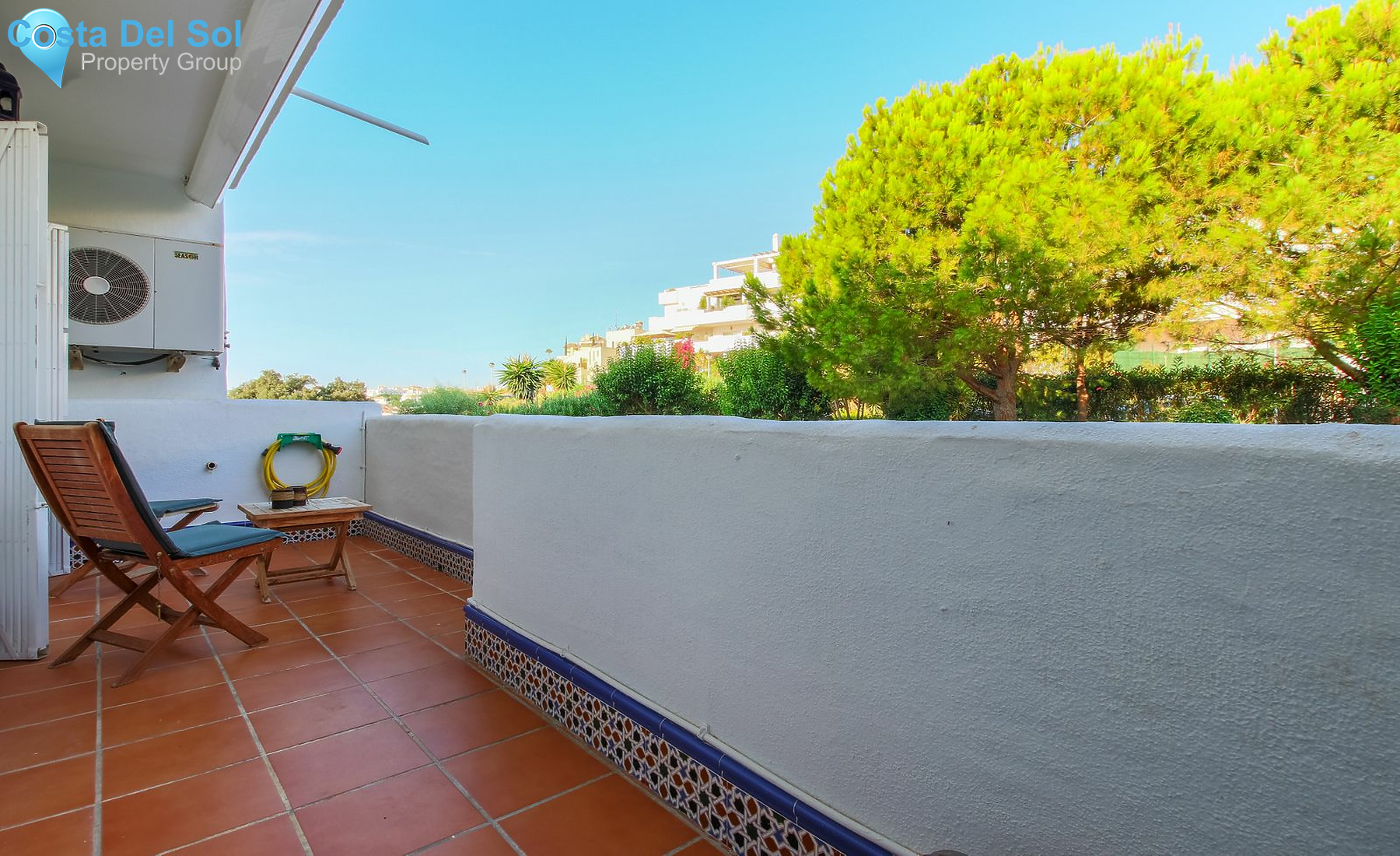 Middle Floor Apartment in Selwo-1134192