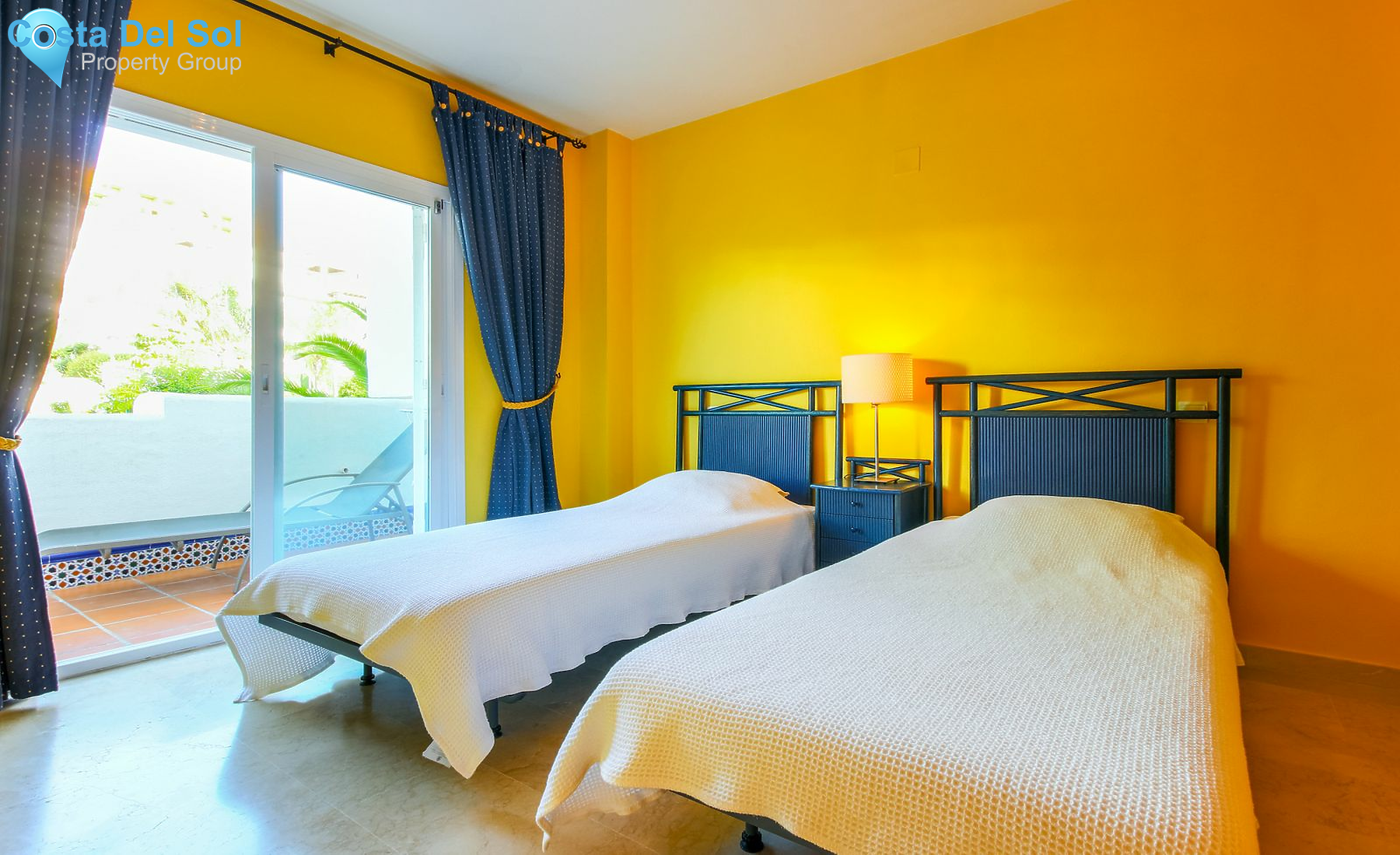 Middle Floor Apartment in Selwo-1134193