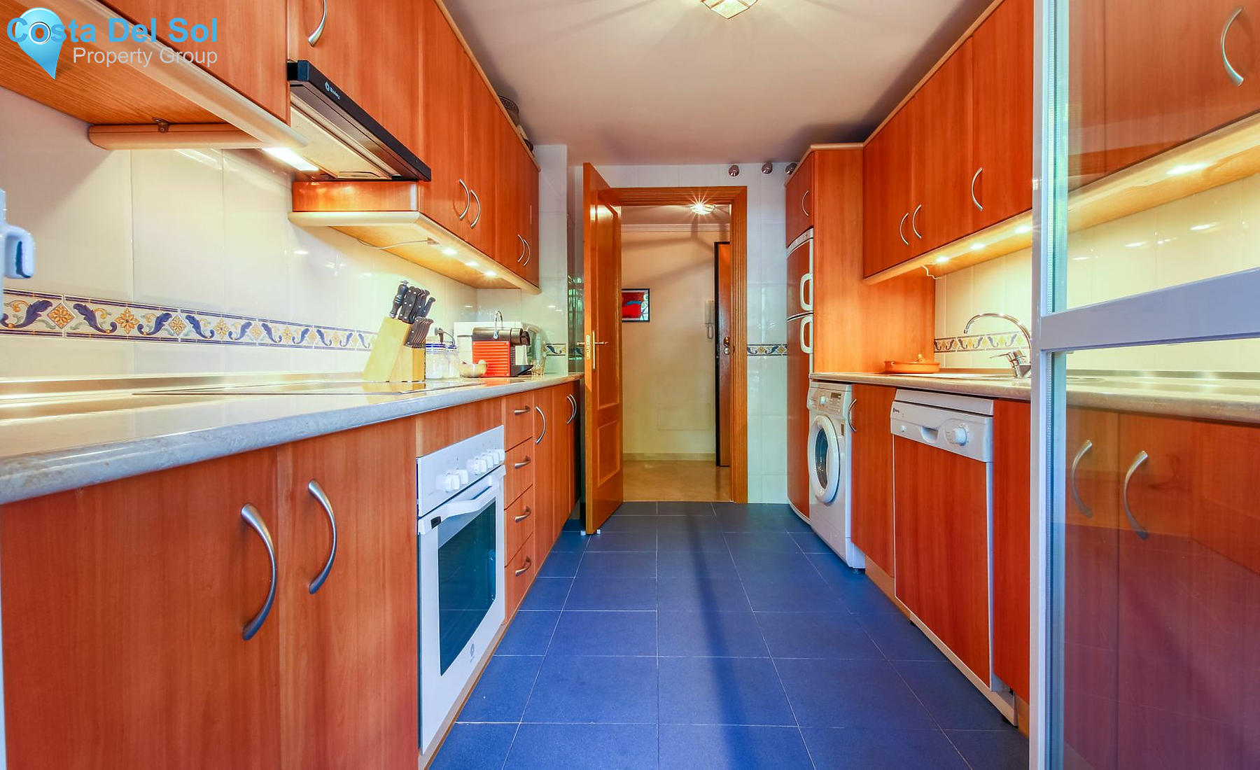 Middle Floor Apartment in Selwo-1134176