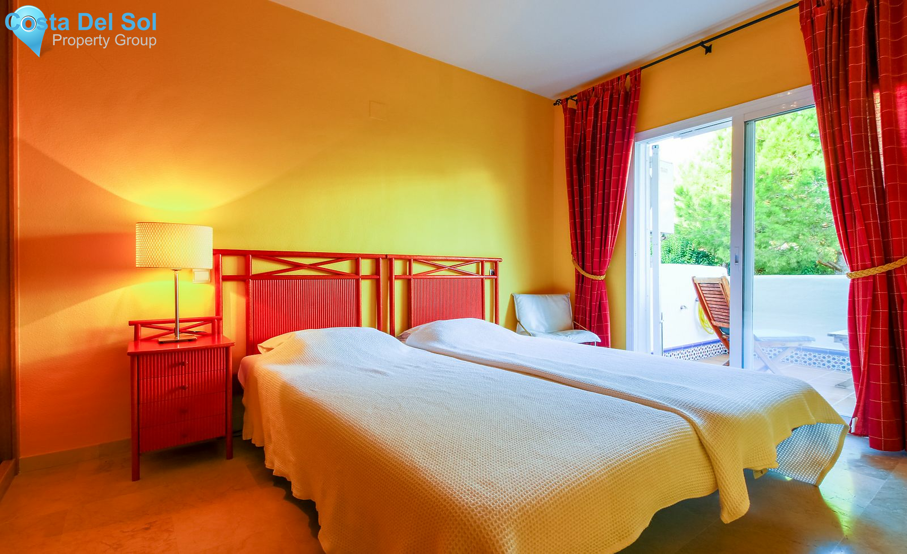 Middle Floor Apartment in Selwo-1134177