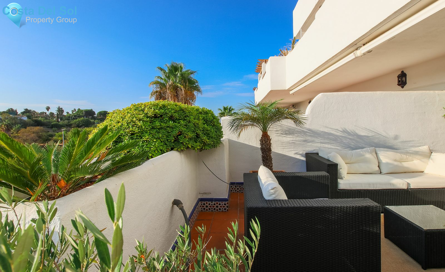 Middle Floor Apartment in Selwo-1134179