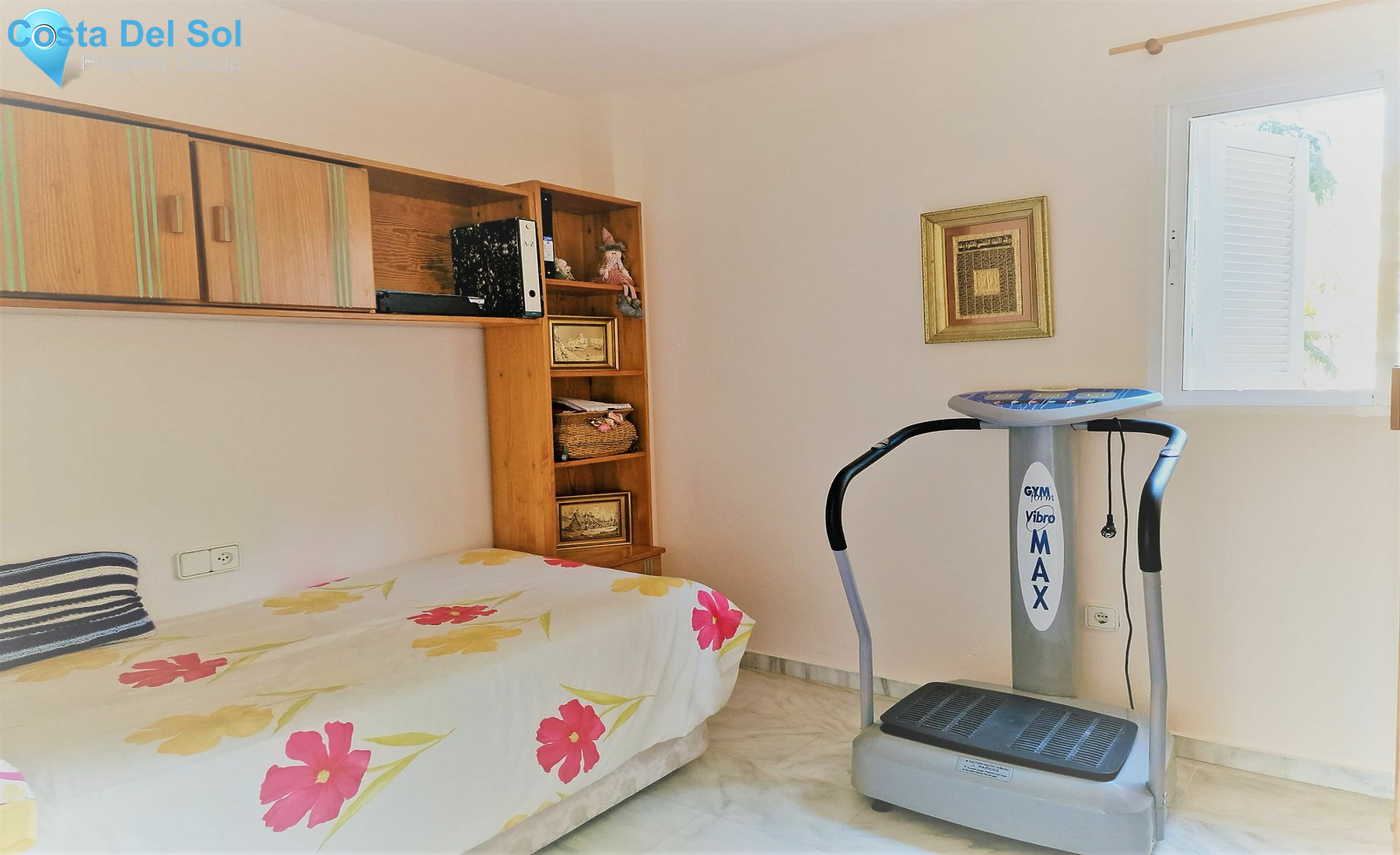 Middle Floor Apartment in Selwo-1465323