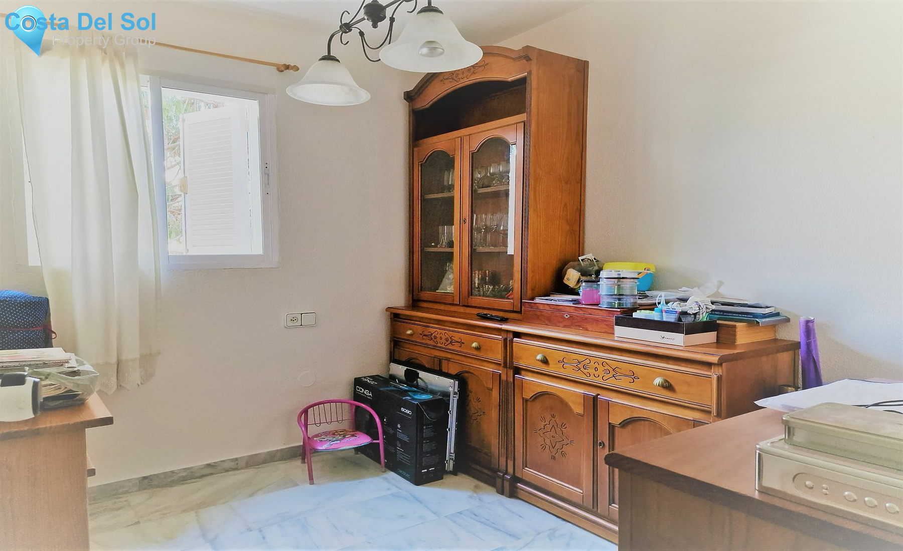 Middle Floor Apartment in Selwo-1465324