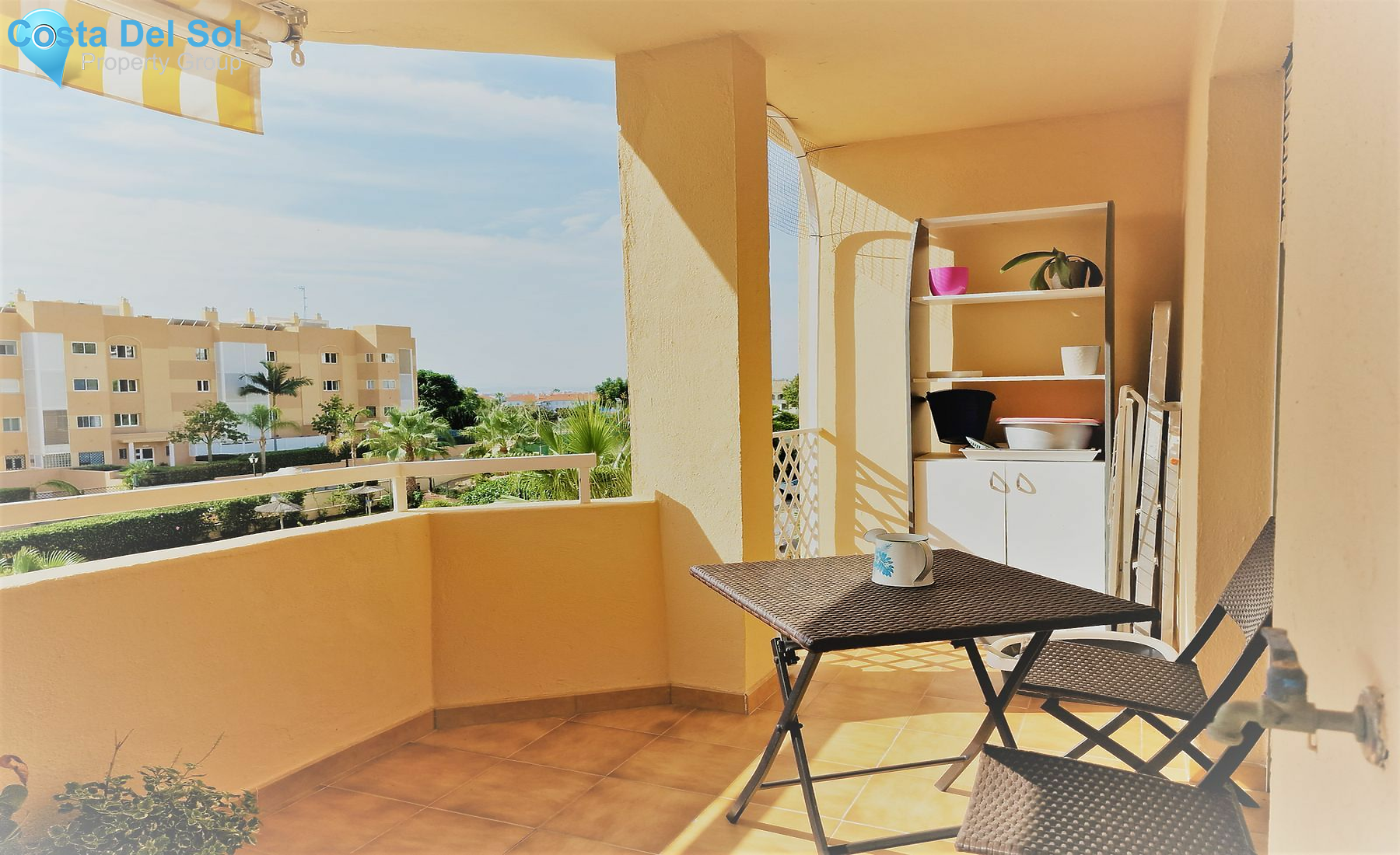 Middle Floor Apartment in Selwo-1465315