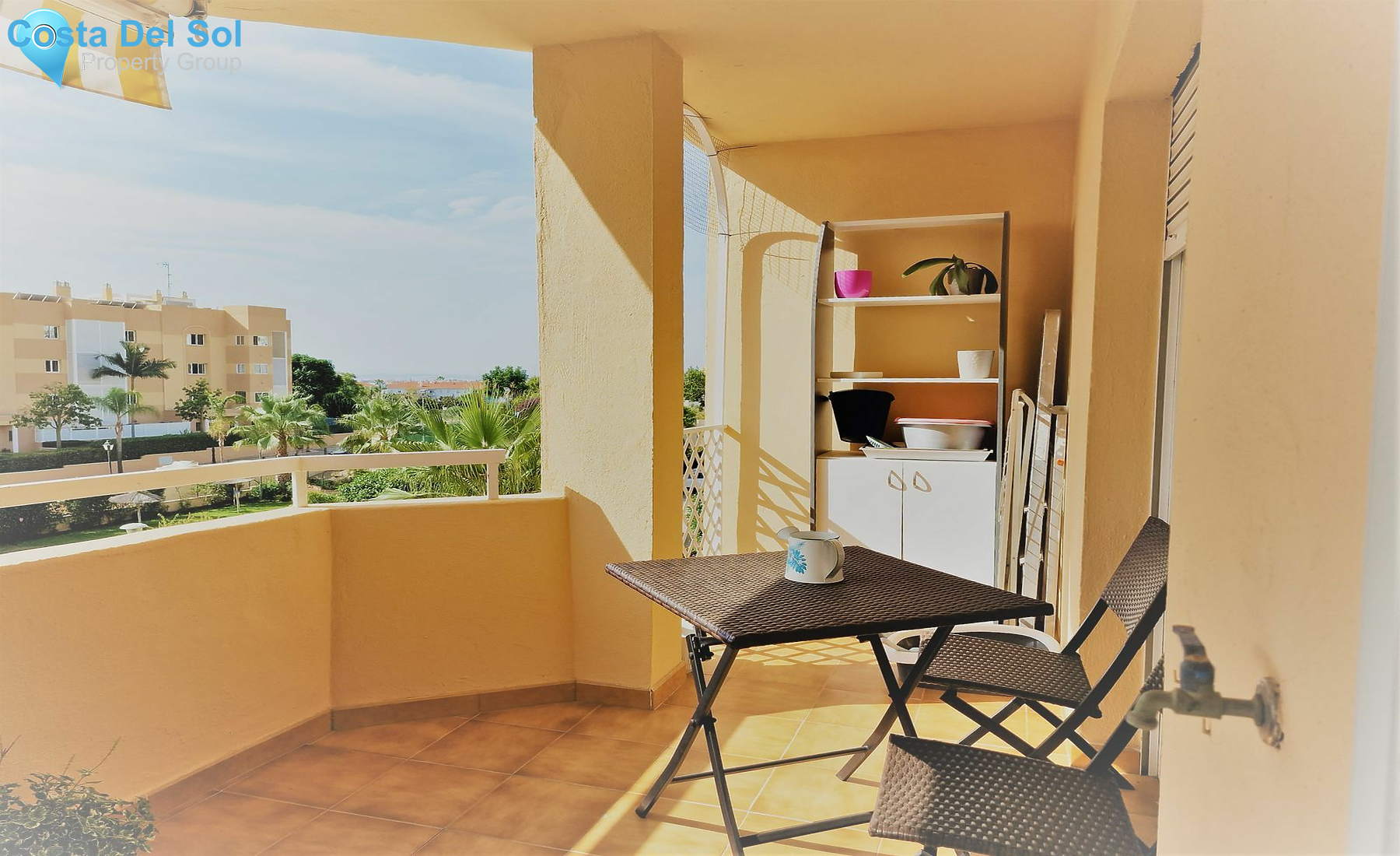 Middle Floor Apartment in Selwo-1465319