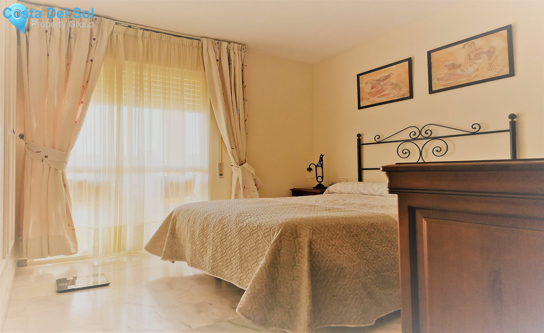 Middle Floor Apartment in Selwo-1465322