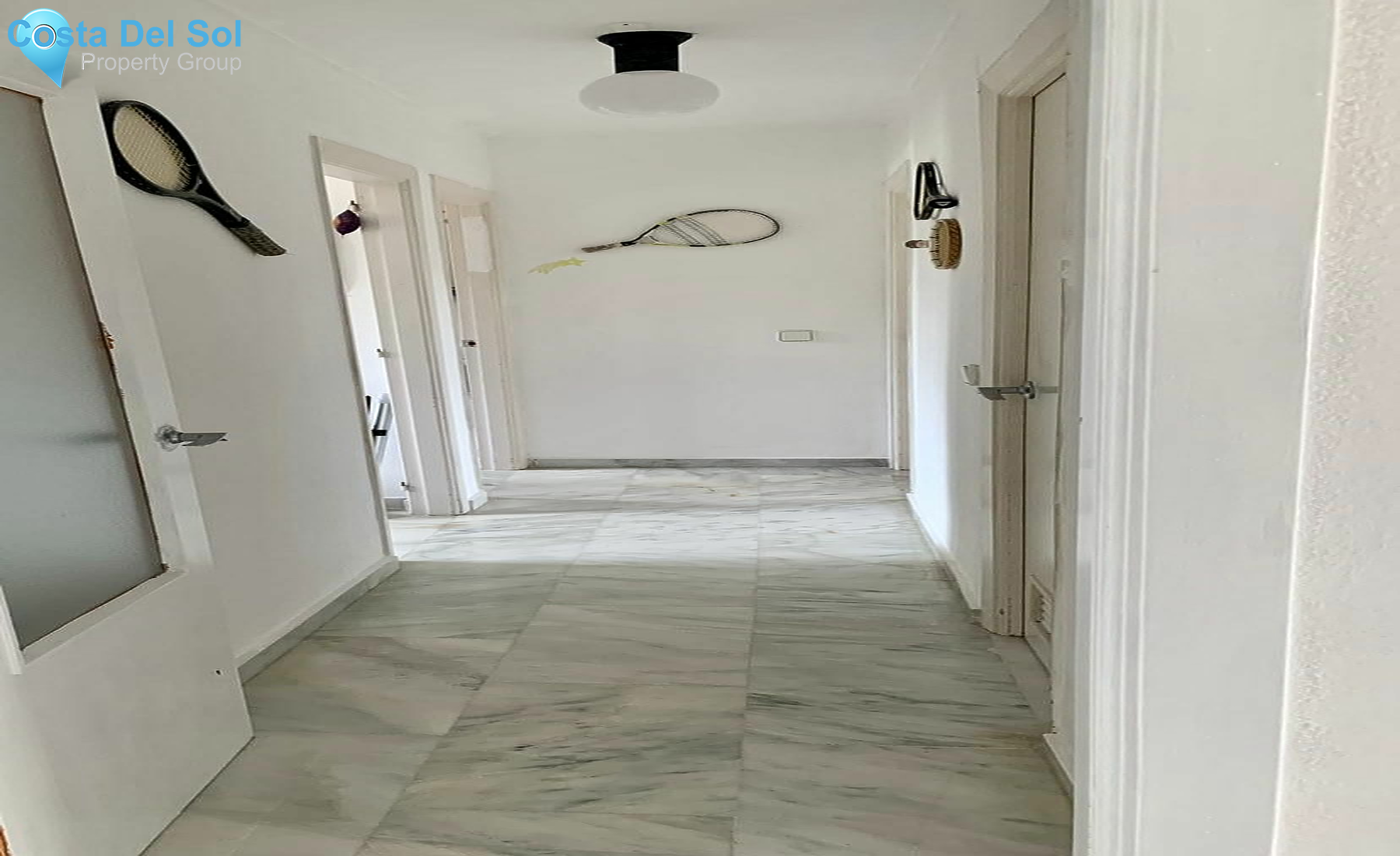 Middle Floor Apartment in Selwo-1469078