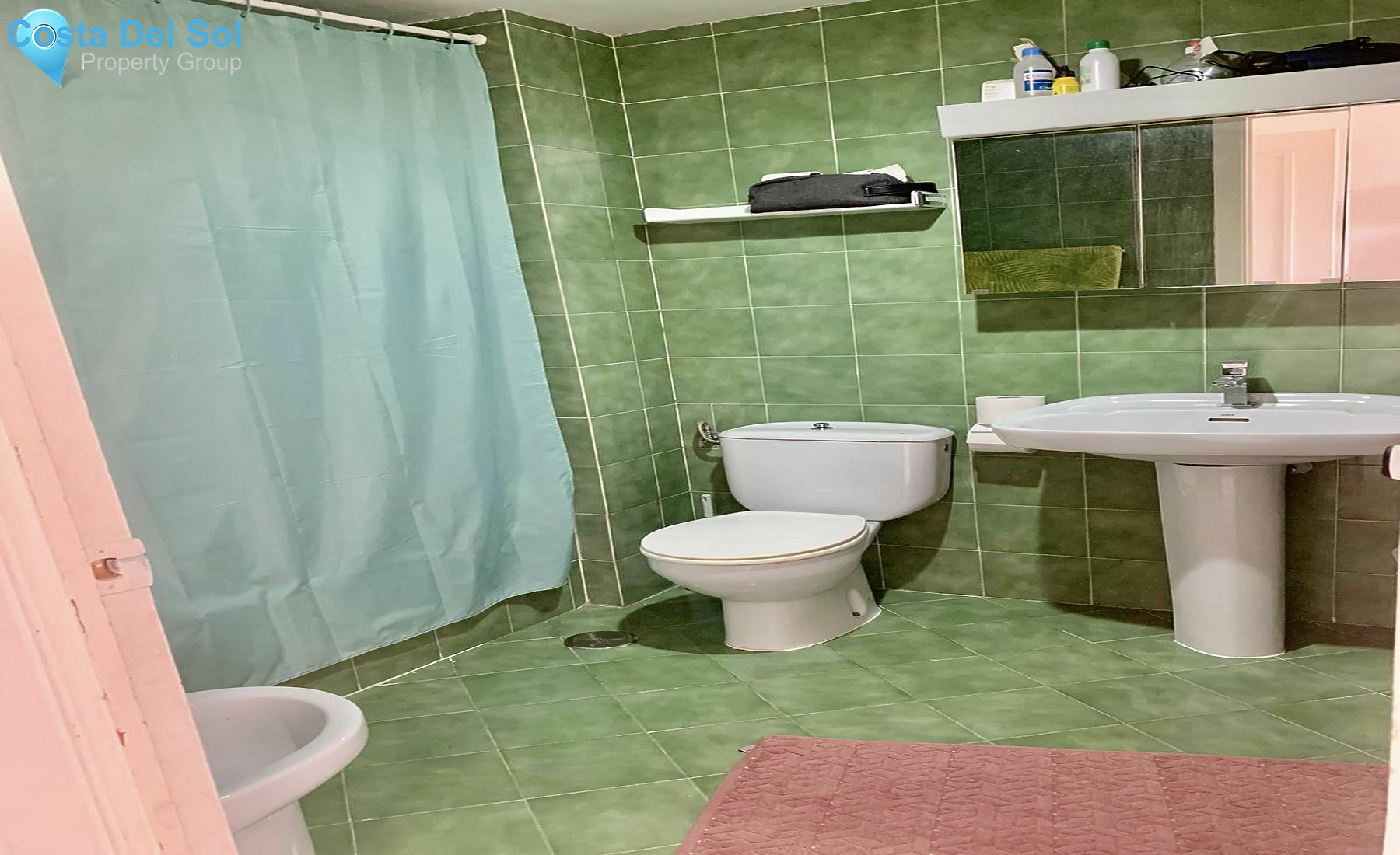 Middle Floor Apartment in Selwo-1469084